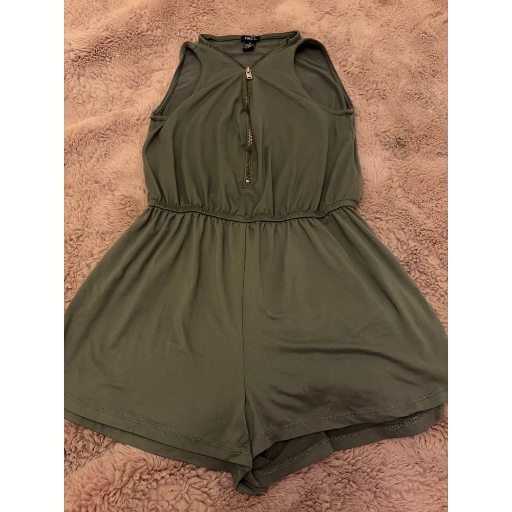 rue21 Womens Olive Green Sleeveless Zip Front Mock Neck Romper Size Medium
